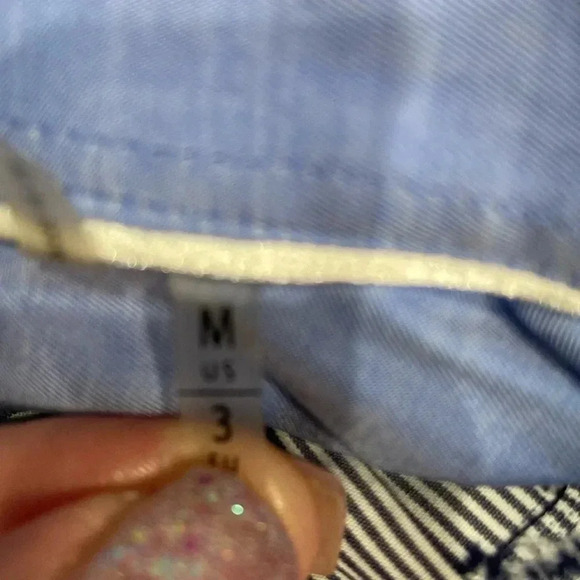 Bertigo Crown | Sneaker Print 👟 Dress Shirt - Picture 4 of 6